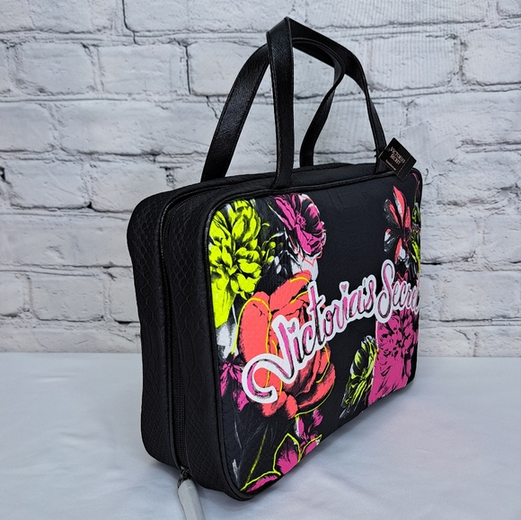 VICTORIA'S SECRET 'JETSETTER' DOUBLE STRAP HANGING TOILETRY BAG LIMITED-EDITION - Picture 2 of 16